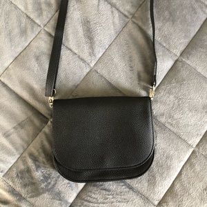 Thirty-one Convertible Belt BagBlack Beauty Pebble